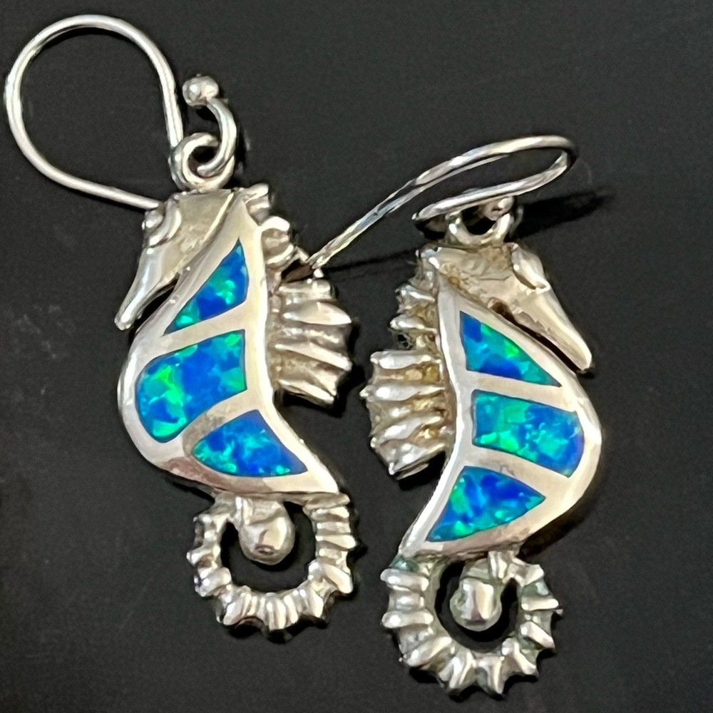 Silver tone Seahorse Earrings with Blue Accents.
